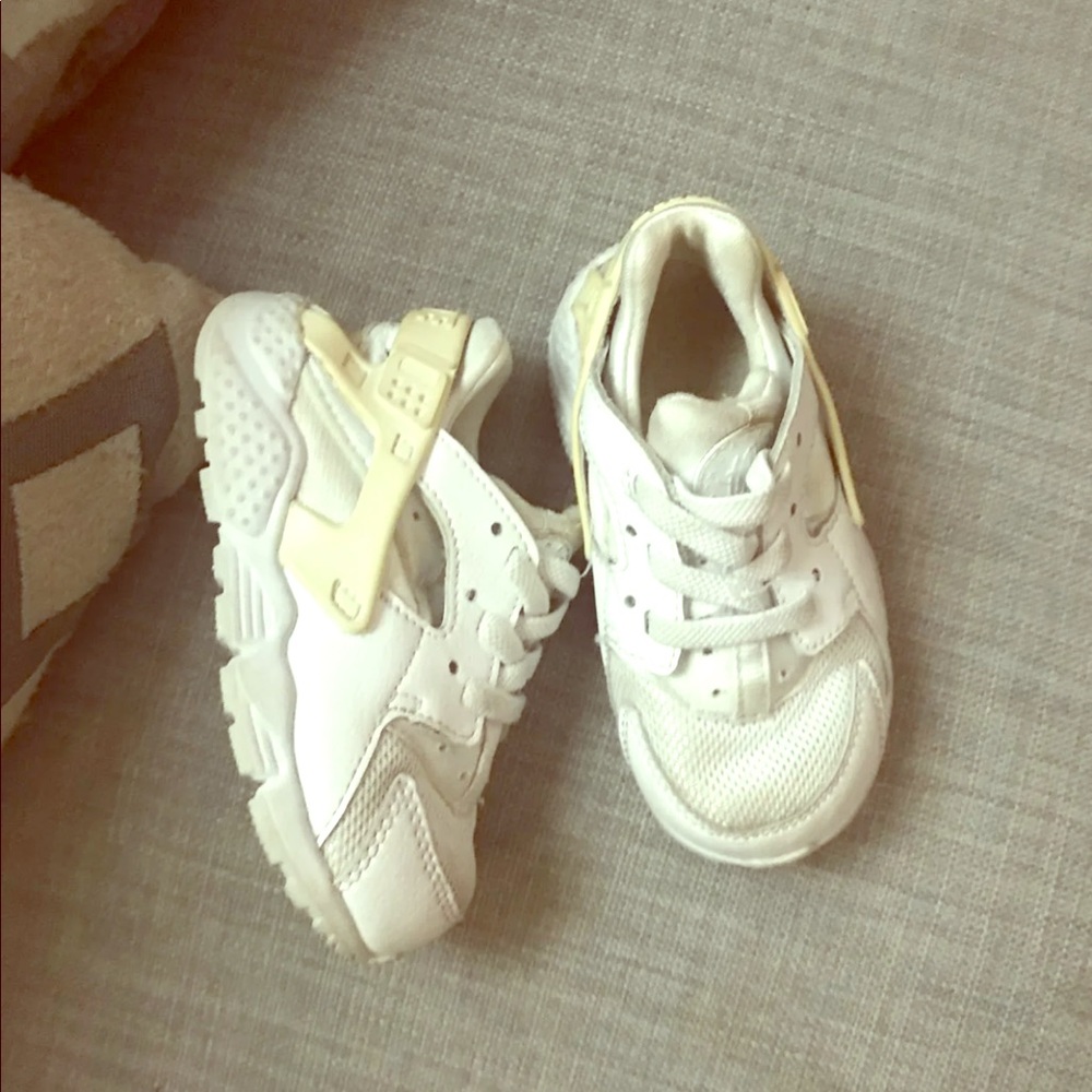 Nike huaraches 6c